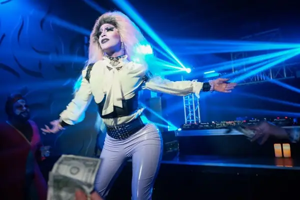 Bowie Ball 2020 at Le Nocturne, Chicago, photo 6 by Alejandra Guerrero
